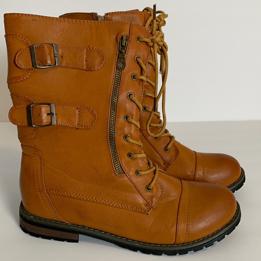 Brinley Co. Boots Size 10